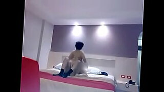 videos de varios hombres cojiendo a una sola mujer