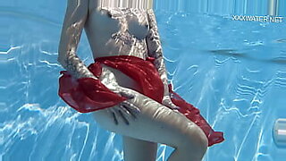 sunny leone in red bikini tease video