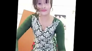 gand ma land slvar ke sath ldki video