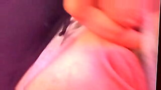 cuckold husband eating cum from wifes pussy1