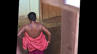 telugu desi village hidden bathing aunty videos teean