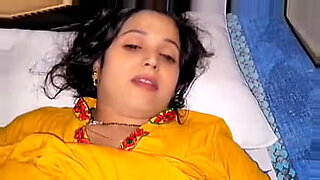 chut se bacha bahar aate waqt ka sex delivery video