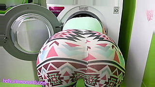 mothers and daughters masturbating on a washing machine movie