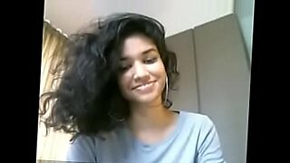 nerdy looking latina teen rides her dildo till orgasm on webcam