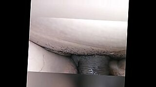 3d man crawling inside a giantess girls vag porn 3d henti