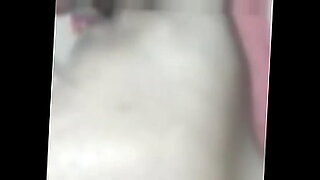 daughter give step father a bath hentai